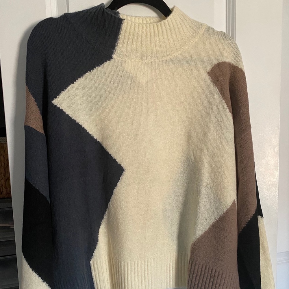 NWTS Perfect Fall Sweater. Never worn.
